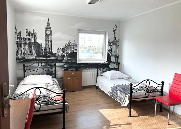 Leo Hostel